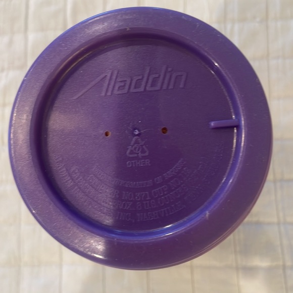 Disney the hunchback of Notre Dame thermos & cup by Aladdin vintage - Picture 8 of 8